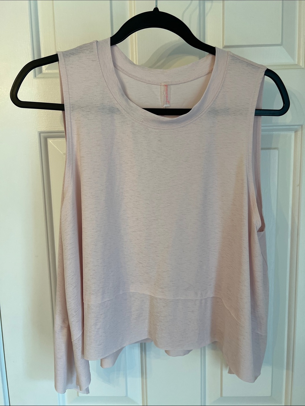 Free People movement.  Women’s Sleeveless Crop Tank Top - Light Pink.  Medium